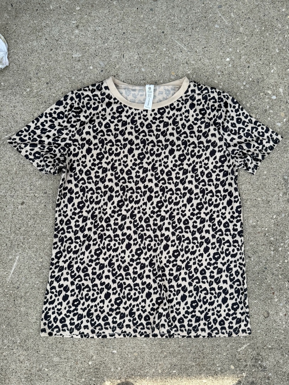 Amazon Leopard Print Short Sleeve Tee - Black & Cream